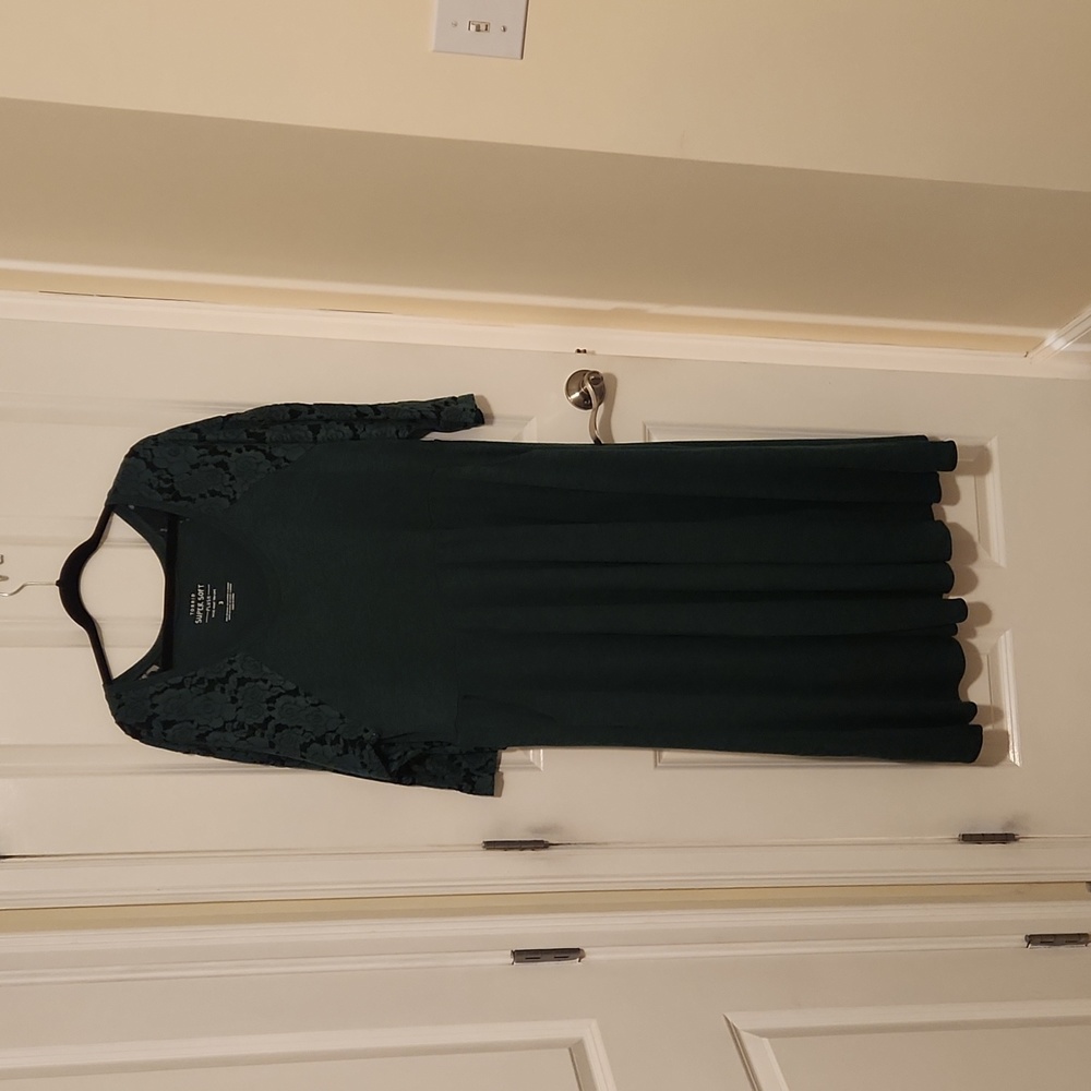 Torrid 3 Super soft plush 3/4 sleeve green dress